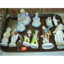 TRAY LOT OF FIGURINES