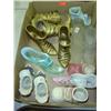Image 1 : TRAY LOT OF SHOES & BOOTS
