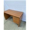 Image 1 : 2 Drawer Desk