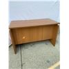 Image 7 : 2 Drawer Desk