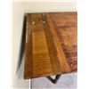 Image 2 : Vintage Spring Leaf Wooden Table