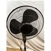 Image 2 : 16" Standing Fan (Tested)