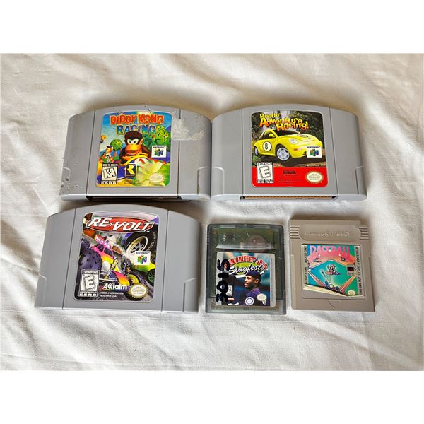 2 Game Boy Games & 3 Nintendo Games