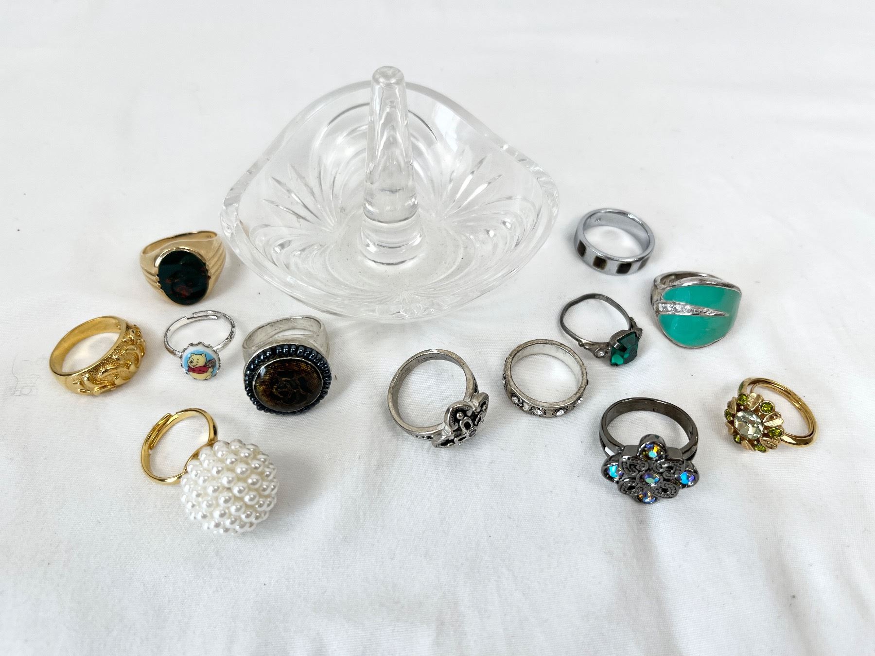 Assorted Rings & Ring Dish Some 925 Silver - Sunrise Estate Services Ltd