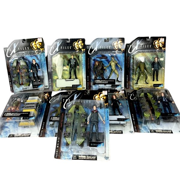 THE X FILES SCI FI ACTION Figure Collection Lot