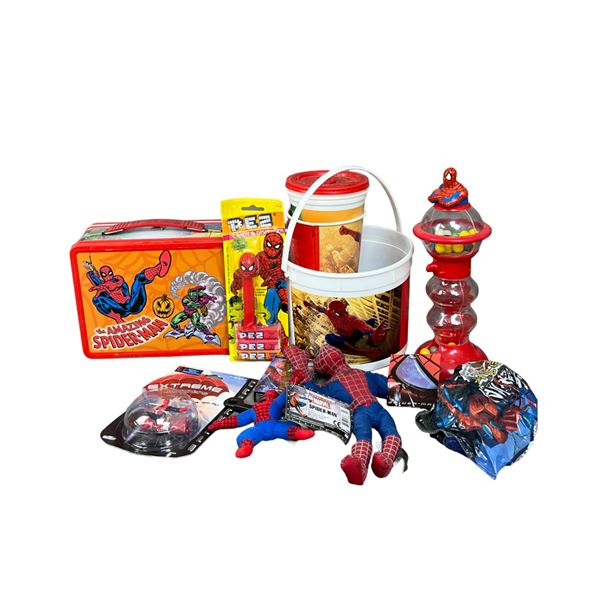 Vintage Spider-Man toy collection lunchbox gumball machine PEZ