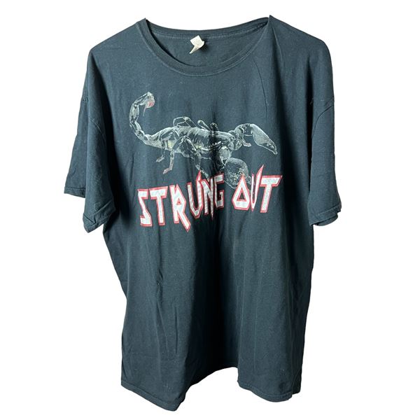 Vintage strung out T-shirt 2 XL 25" x 26