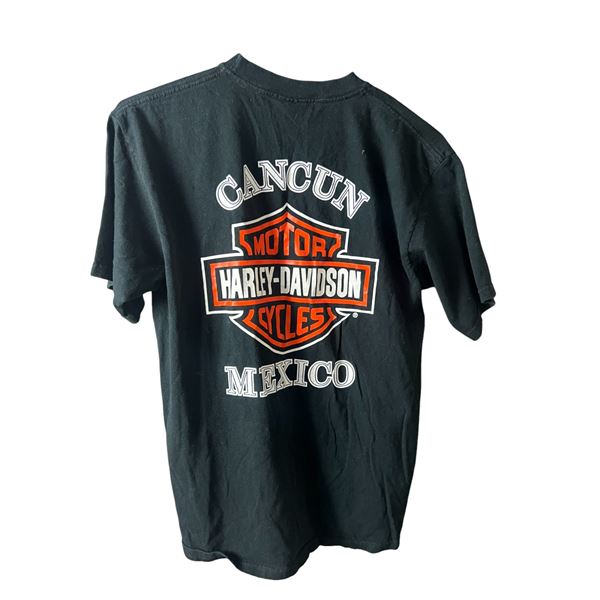 Vintage Harley Davidson Cancun Mexico T-shirt size large 19" x 23"