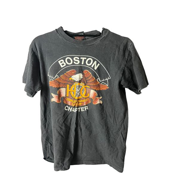 Harley Davidson vintage T-shirt Boston shop motorcycle biker size medium 18" x 22"