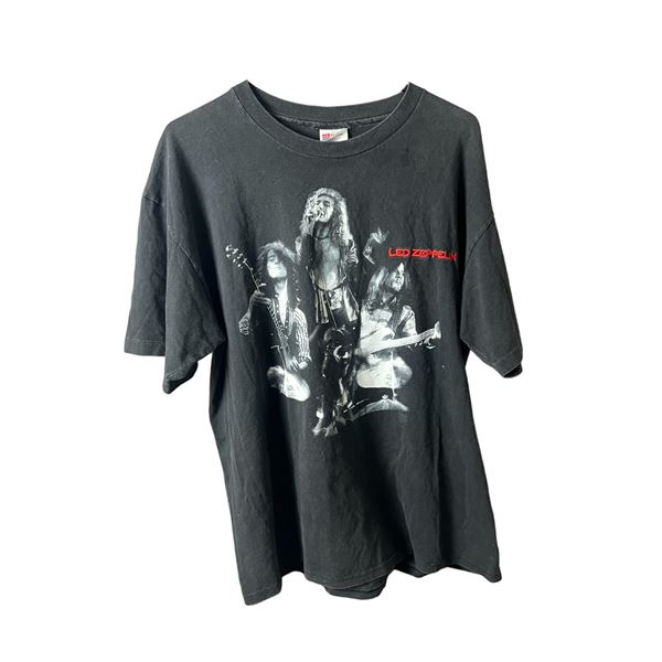 Vintage Led Zeppelin T-shirt Hanes heavy weight XL 22" x 25
