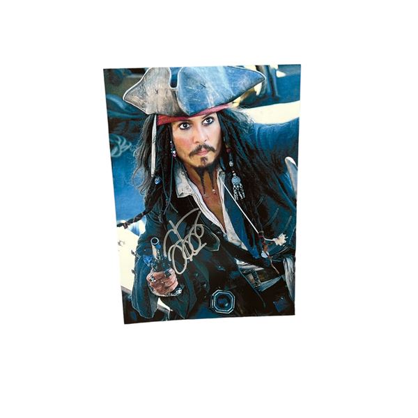 Johnny Depp Pirates of the Caribbean signed 8 x 11 1/2 inch photo Hollywood actor with COA