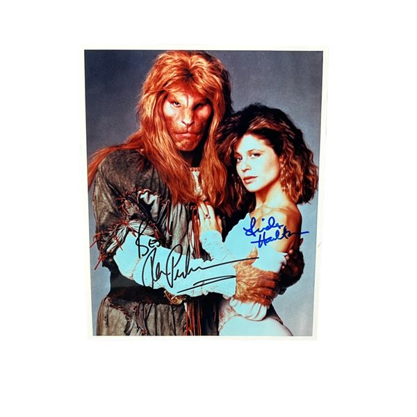 Beauty and the beast Ron Perlman Linda Hamilton signed 8 x 10 photo with COAO