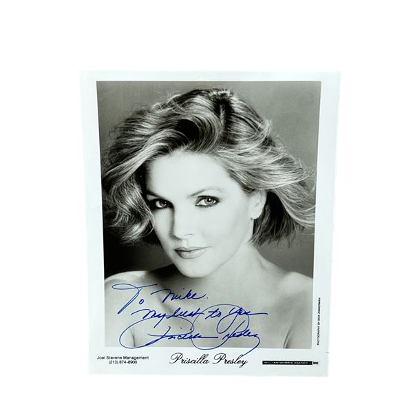 Priscilla Presley signed 8 x 10 photo