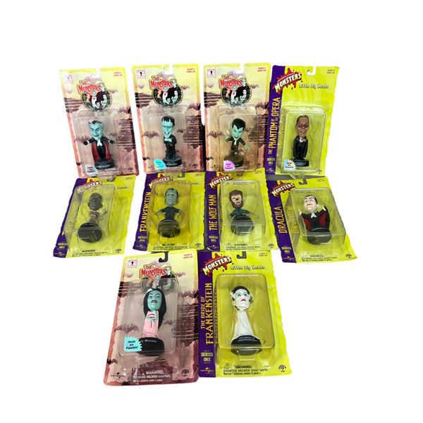 Vintage THE MUNSTERS Action Figure Collection Lot