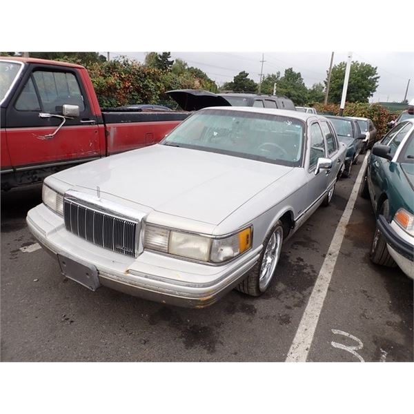1991 Lincoln Town Car Speeds Auto Auctions