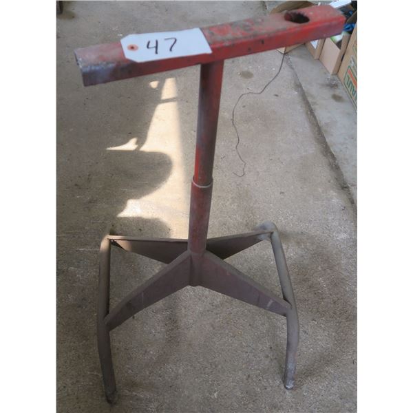 Adjustable work bench stand