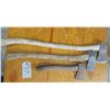 Image 1 : 2 Axes + 1 hatchet