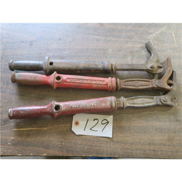 3 nail pullers