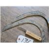 Image 2 : 2 Scythes & small sharp knife