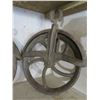 Image 4 : 3 cast pulley's’s (9” diameter)