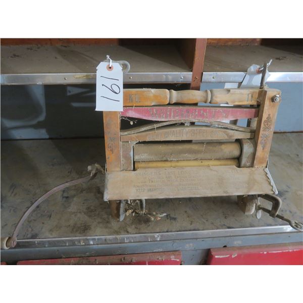 Antique washer machine wringer