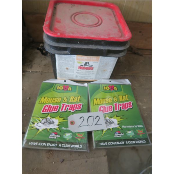 Lot of Rat/rodent traps & Poisons