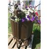 Image 2 : Antique metal washing machine – perfect for yard decor/flower bed