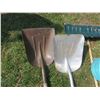 Image 2 : lot of assorted shovels
