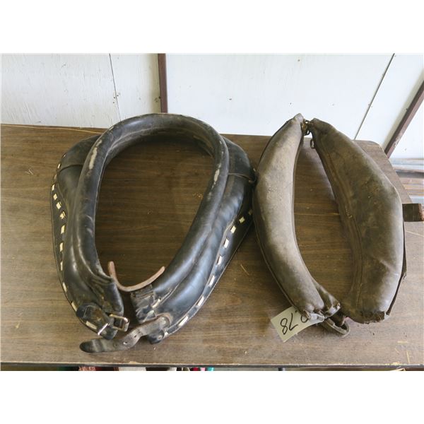 2 23" Horse collars