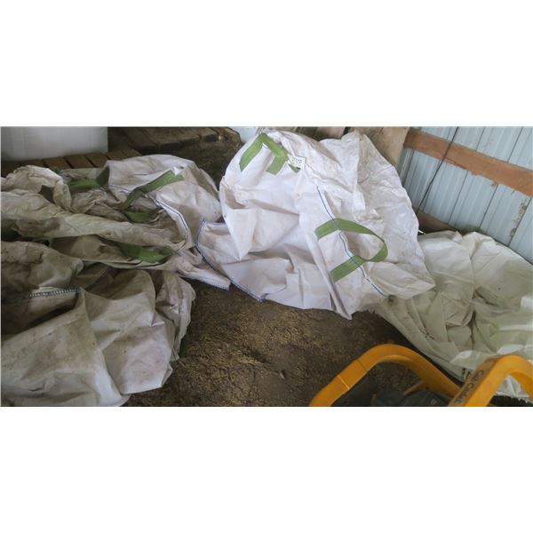 4 large feed storage canvas bags