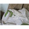 Image 2 : 4 large feed storage canvas bags