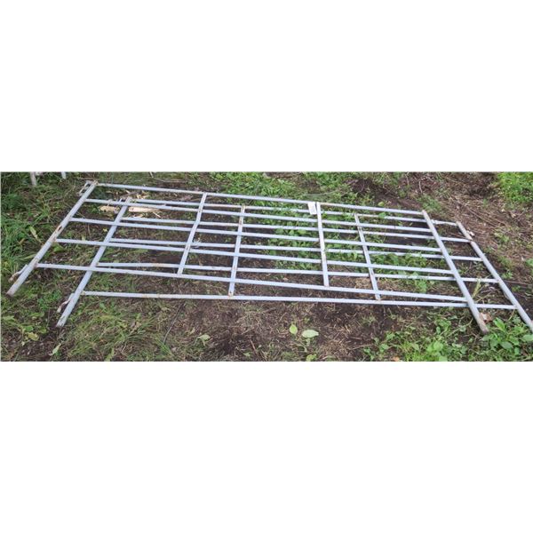Pair of livestock fence panels 9.75ft x 5ft