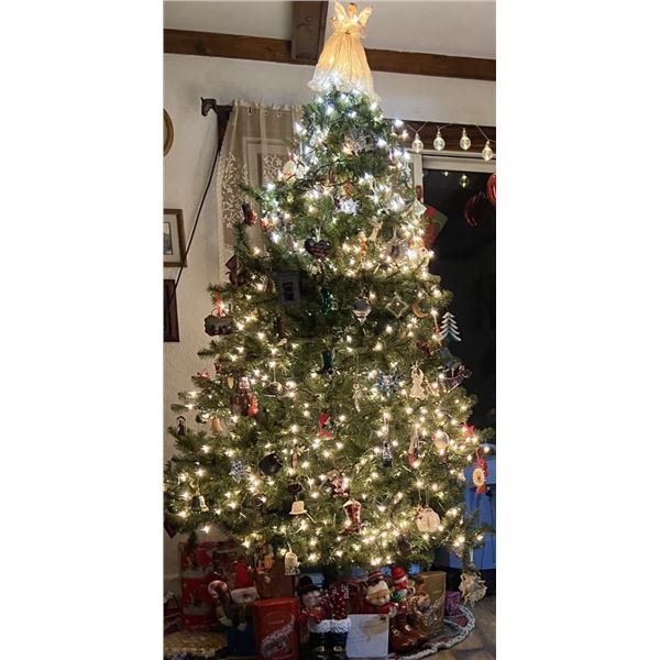 Artificial beautiful 7ft Christmas Tree – pre strung with lights + metal tree stand - working - Orna