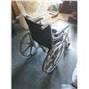 Image 2 : Modern folding Wheel chair - adult size
