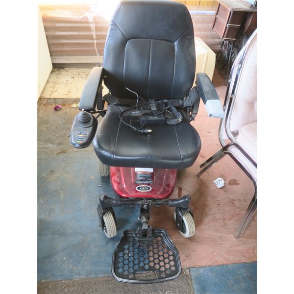 Axis Shoprider electric motor scooter – 5 speed – works well (comes with electrical charger/adapter 