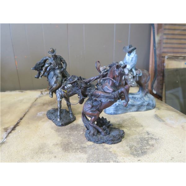 3 Cowboy Horserider Statues