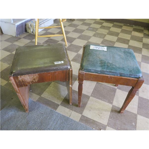2 Piano Stools