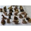 Image 2 : (23) Red Rose Tea Figurines + Tin