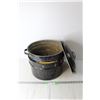 Image 1 : (2) Granite Ware Pots with Lids