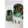 Image 2 : Assorted Army Toys and Army Men