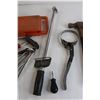 Image 5 : Torque Wrench, (2) Hammers (?), (6) Wrenches, Misc.