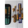 Image 3 : (9) Wood Carving Tools + Case