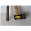 Image 4 : 14" Axe and Vintage Pick Axe