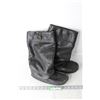 Image 2 : Ladies Leather Mukluks - Size 7
