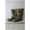 Image 1 : Pair of Camouflage Rain Boots - Size 7 Women's, 5 Men's