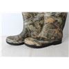 Image 2 : Pair of Camouflage Rain Boots - Size 7 Women's, 5 Men's