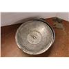 Image 3 : *Enamel Dough Bowl with Lid