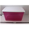 Image 1 : *Pink Plastic Bin w/ Lid