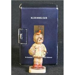 Hummel #479 I Brought You a Gift #7 Club