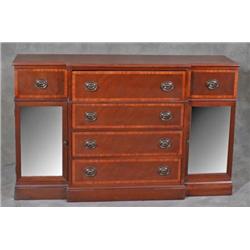 Banded Crendenza w/ Desk